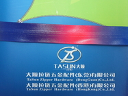 No. 5 cremallera impermeable cubierta PVC del color con los dientes de nylon para la ropa