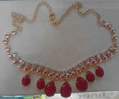 Collar hecho a mano del diamante artificial rojo DE ENCARGO con los clips de la cadena y de la langosta del oro
