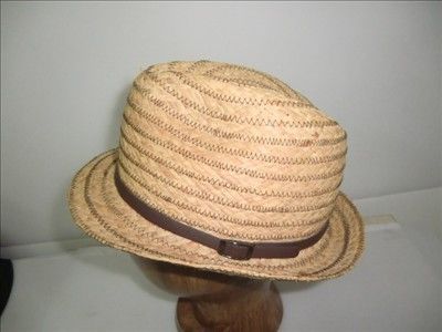 Sombreros con la correa de cuero, sombreros de la trenza de la rafia de la playa de paja de las mujeres del verano con la costura del zigzag