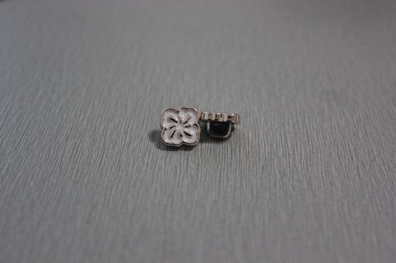 El ABS decorativo del botón de encargo respetuoso del medio ambiente de la ropa abotona para la ropa 16L