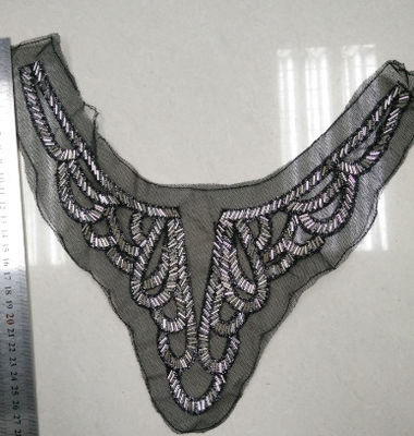 Las mujeres decorativas visten el cuello moldeado hecho a mano, cuello de la perla