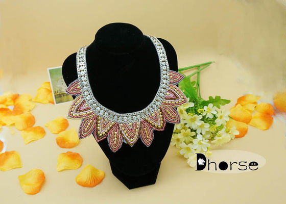 Collar decorativo del cuello de la gota de la semilla de los diamantes artificiales, collar del cuello de la moda