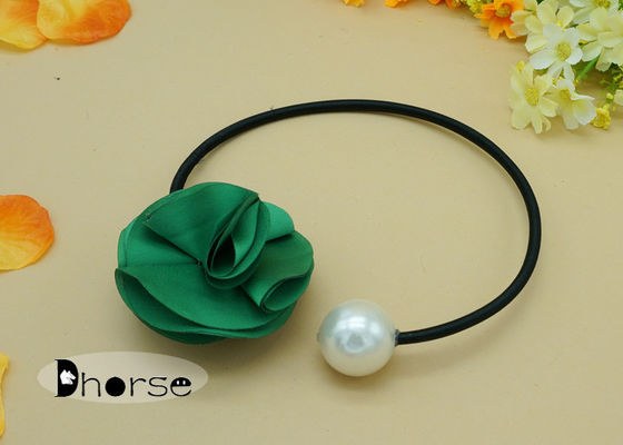 Los collares moldeados hechos a mano de la tela de la perla grande verde de la flor, cuello gotearon el collar