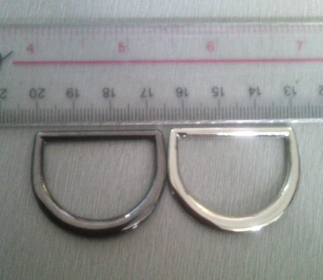 La hebilla de encargo de la aleación para el tamaño de la correa/de la ropa/del bolso del bolso es los 3.5cm