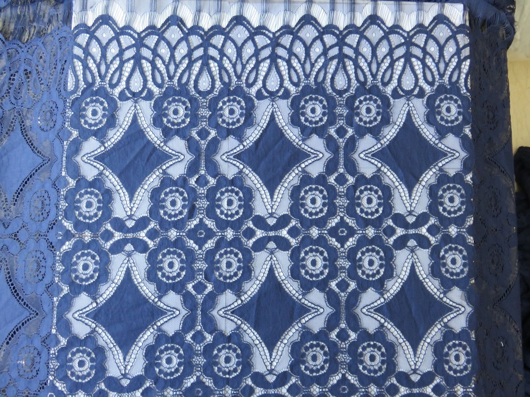 Tela de nylon del encaje elástico del algodón geométrico azul profundo hermoso/tela del visillo